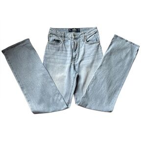 Hollister light wash ultra high-rise dad denim jeans size 3R